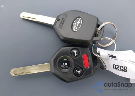 2010 Subaru Outback 3.6R Limited z USA, uszkodzony, nr VIN 4S4BRDJC8A2349472